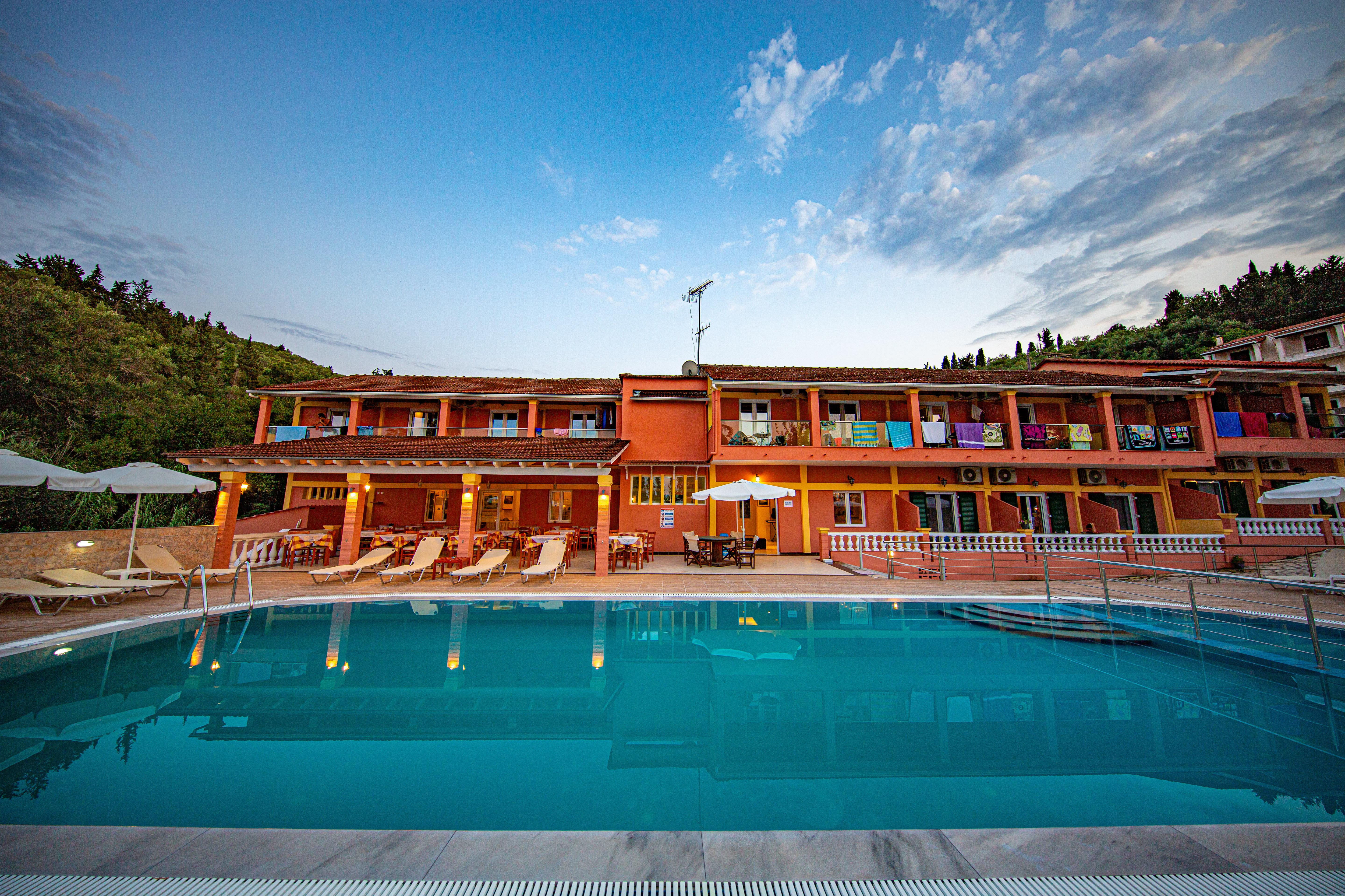 Hotel Penelope Букари Екстериор снимка