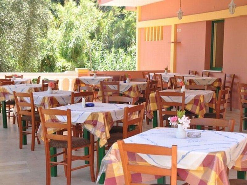 Hotel Penelope Букари Екстериор снимка