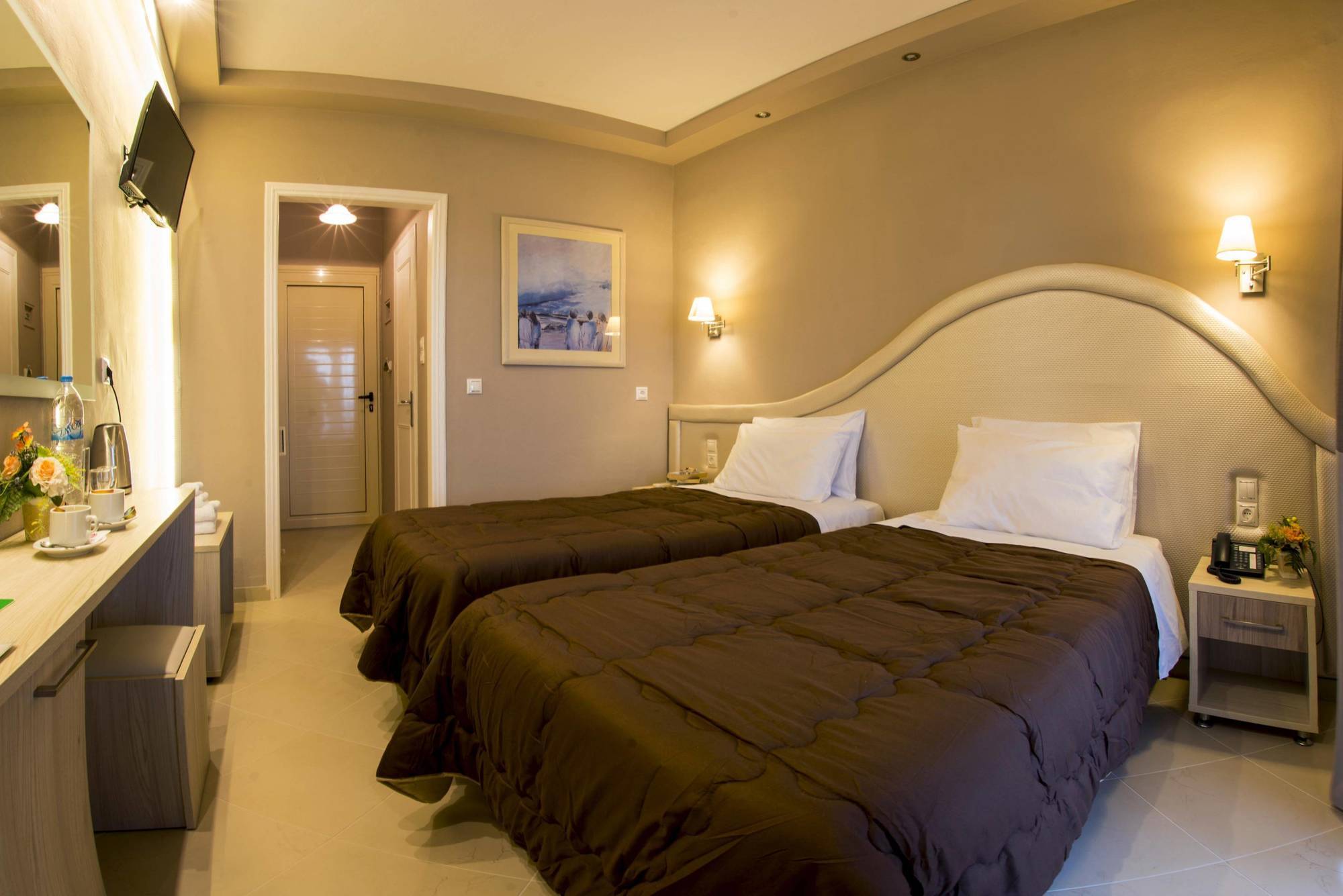 Hotel Penelope Букари Екстериор снимка